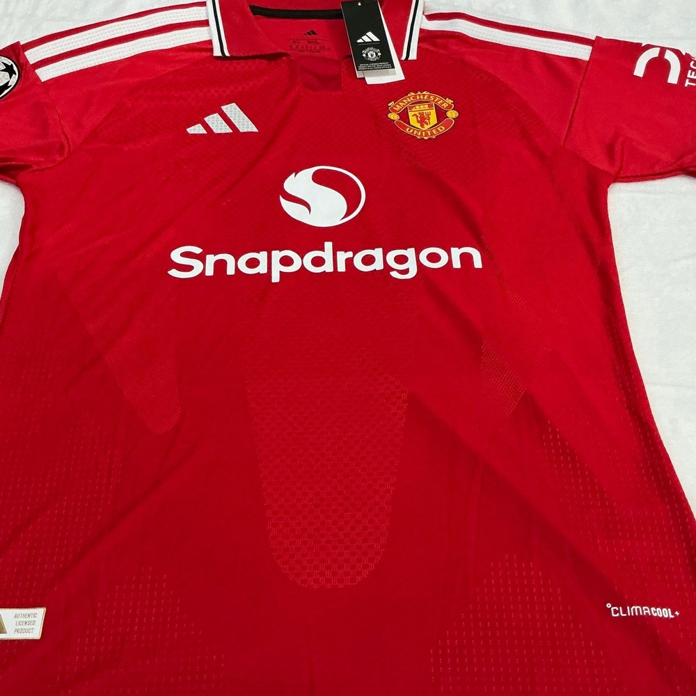 Adidas Manchester United 26/27 home jersey - Bruno Fernandes #8 Player V
Size XL - Picture 4 of 12